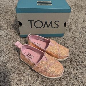 Toms Pink and Gold Glitter Slippers